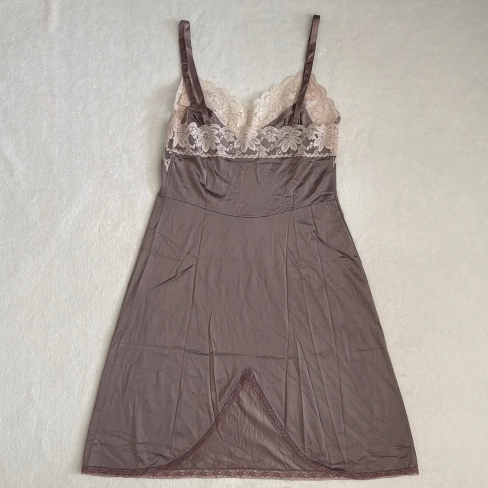 {VTG} Lorraine | 70s 80s Babydoll Scallop Floral Lace Trim Nylon Full Slip Dress - Picture 11 of 16